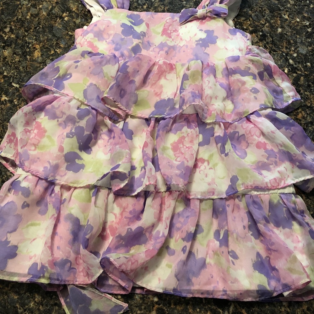 Girls’ tiered pastel dress (5T)